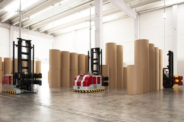 Automated warehouse (paper) with robotic forklift